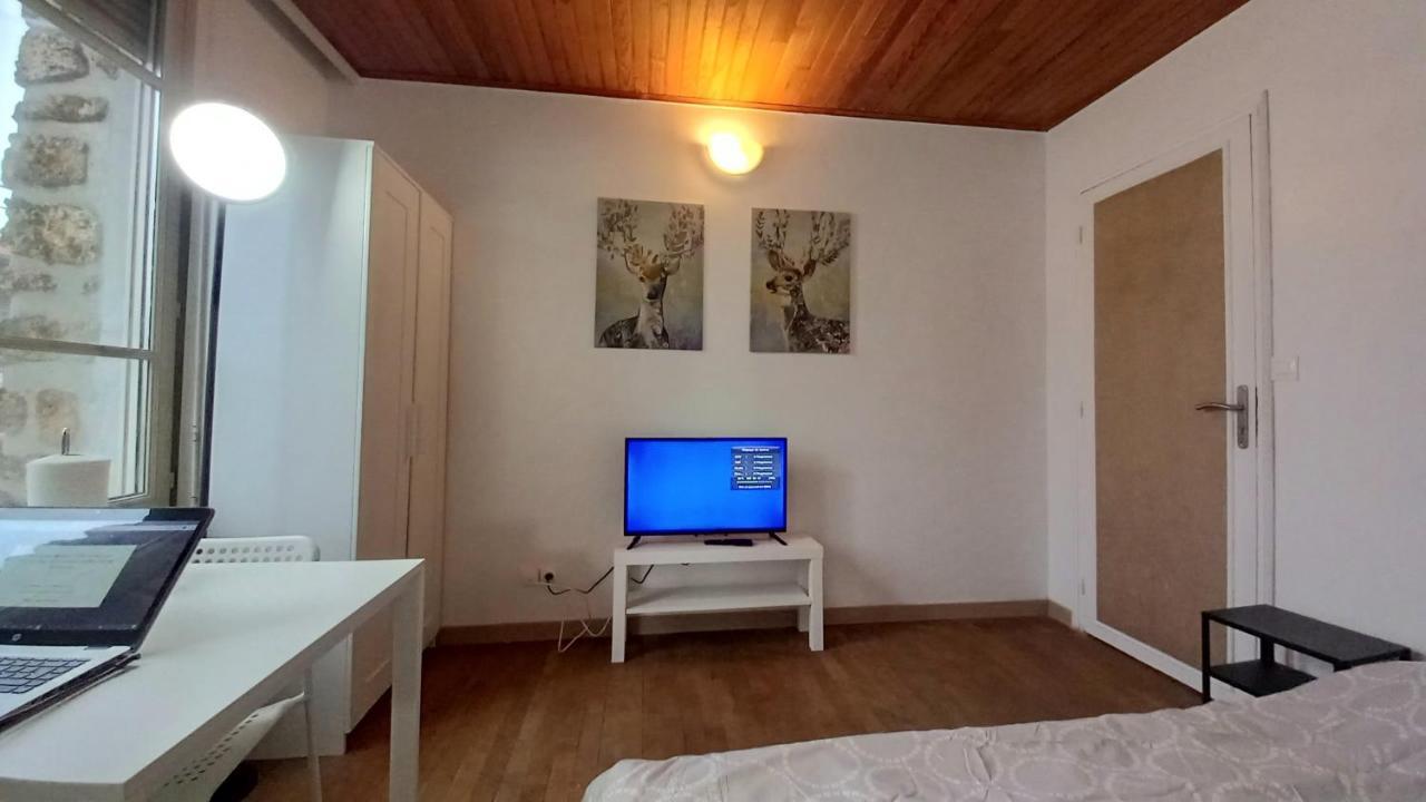 Super Appartement Au Centre Ville De Rosny Sous Bois Exterior foto