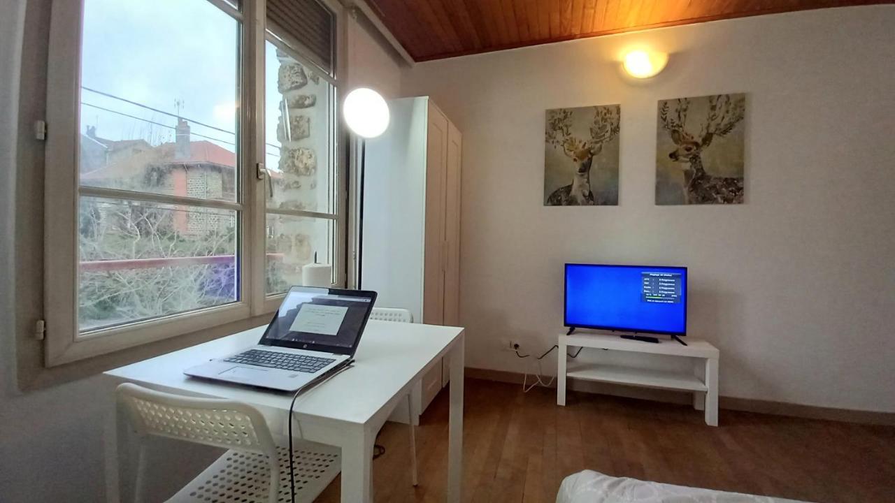 Super Appartement Au Centre Ville De Rosny Sous Bois Exterior foto