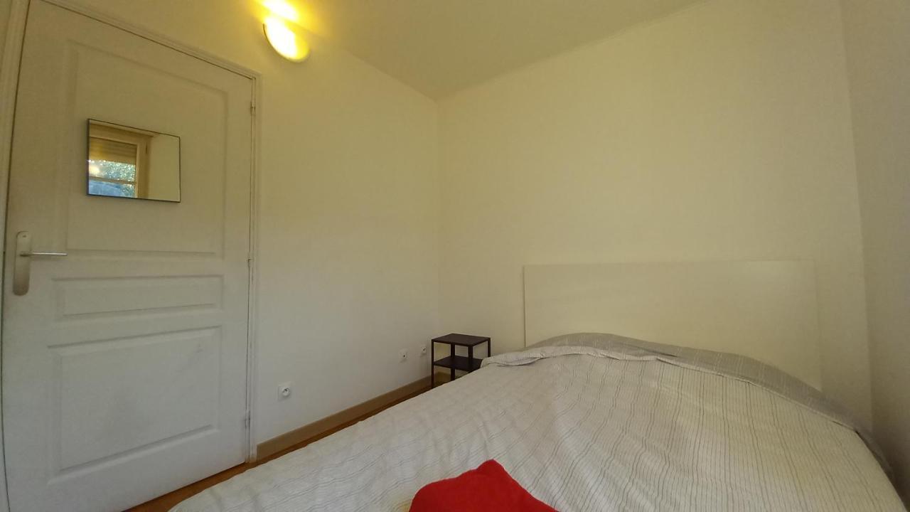 Super Appartement Au Centre Ville De Rosny Sous Bois Exterior foto