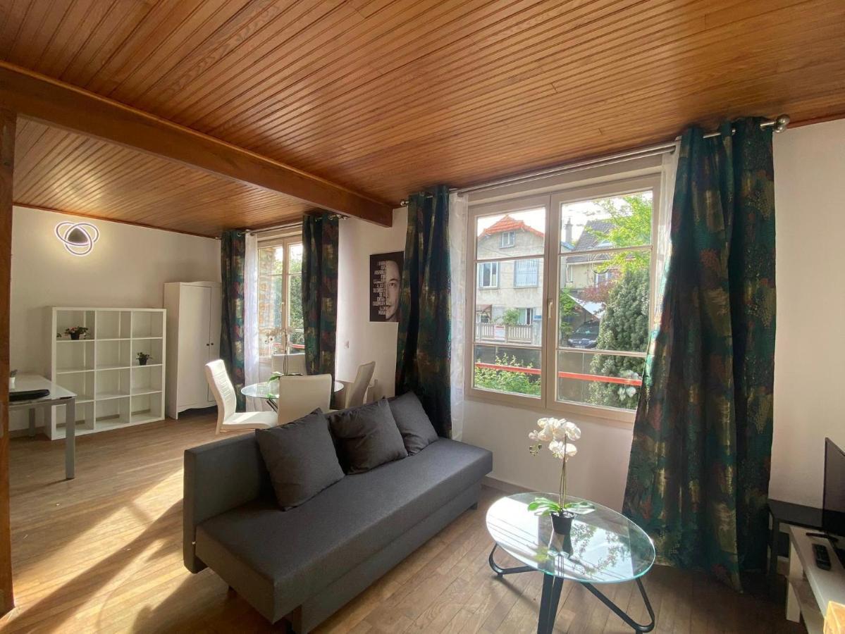 Super Appartement Au Centre Ville De Rosny Sous Bois Exterior foto